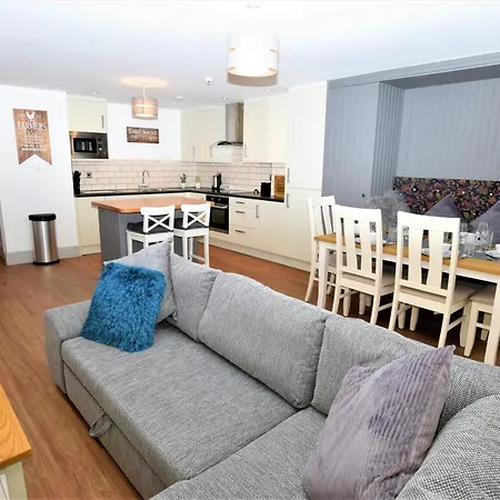 Oakfield Place - Your *